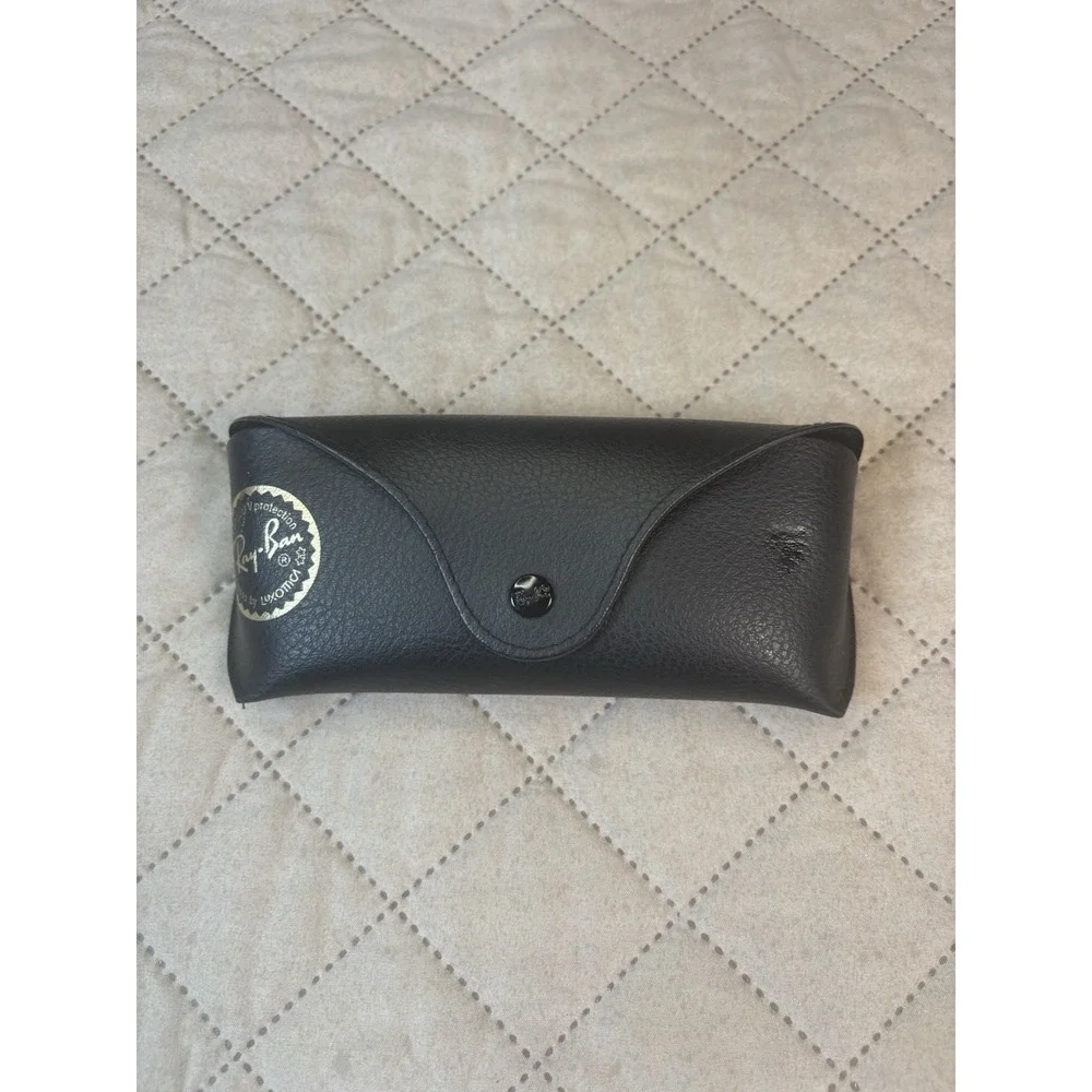 Ray-Ban Luxottica Black Sunglasses Eyeglasses Hard Case Snap Closure Cloth